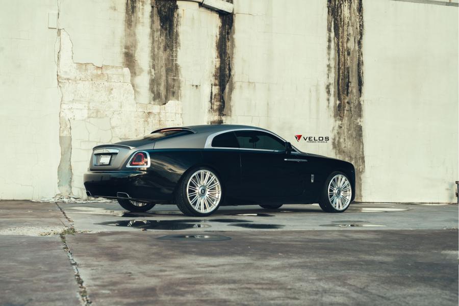  Rolls-Royce Wraith on Velos Wheels (CRS15) 2019 года  (фото 5 из 17)
